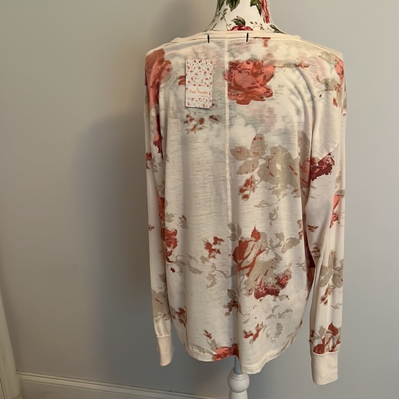 🎉HP🎉NWT Free People Arielle Print Long Sleeve Top - Picture 9 of 14